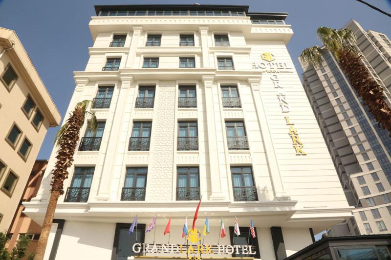 Otel Grand Lark Istanbul Exterior photo