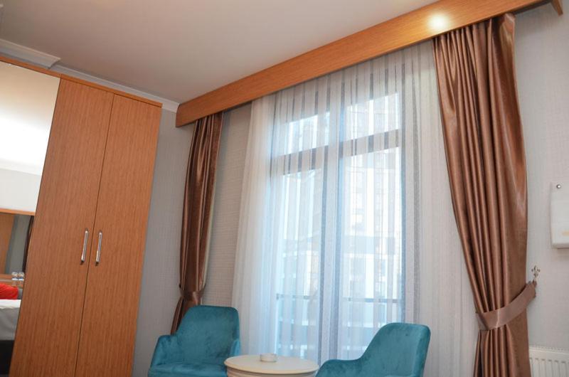 Otel Grand Lark Istanbul Exterior photo