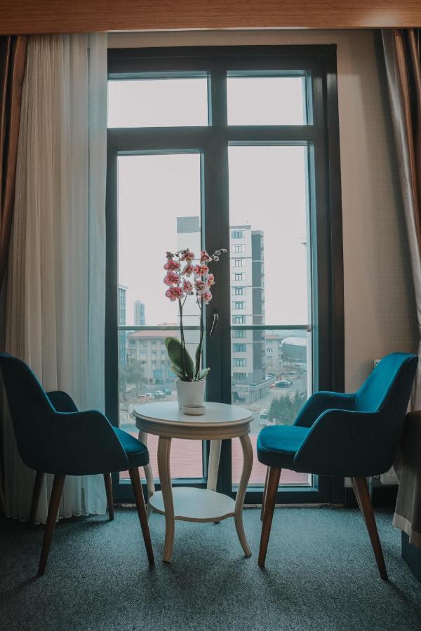 Otel Grand Lark Istanbul Exterior photo